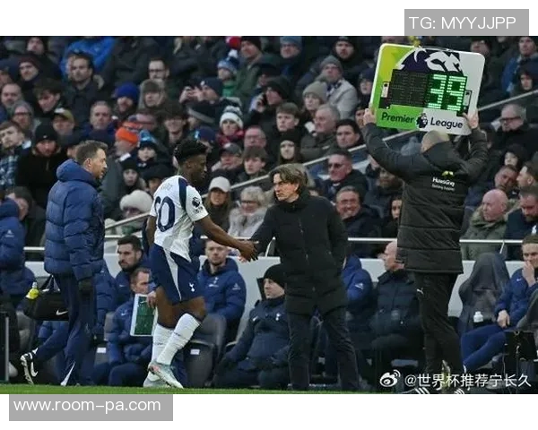 英超新格局揭晓传统BIG6遭遇危机热刺跌至第14名引发热议